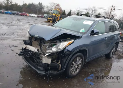 2018 Toyota Highlander Xle из США, поврежденный, VIN 5TDJZRFH7JS823714